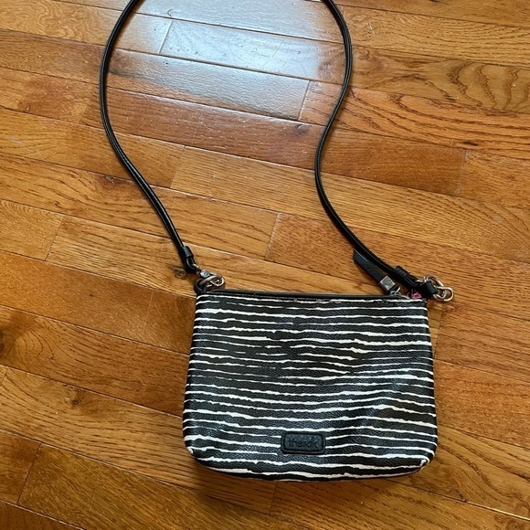 The Sak Hasley Mini Crossbody in moonlight ripple vegan leather - Picture 2 of 10